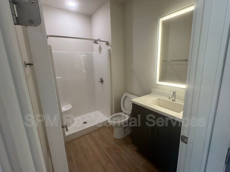 3rd Floor, Corner Unit, Downtown, Close to Riverwalk, CFCC property image