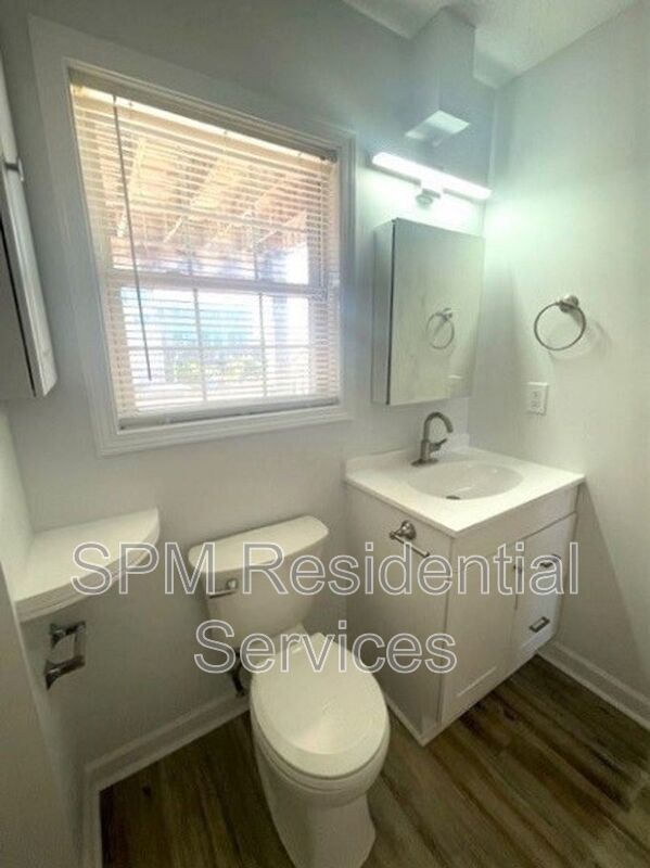 2 Bed 2 Bath, 2nd Floor Downtown Wilmington property image