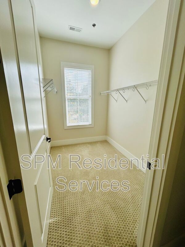 Riverlights, 1 Bedroom, Pool/Gym property image