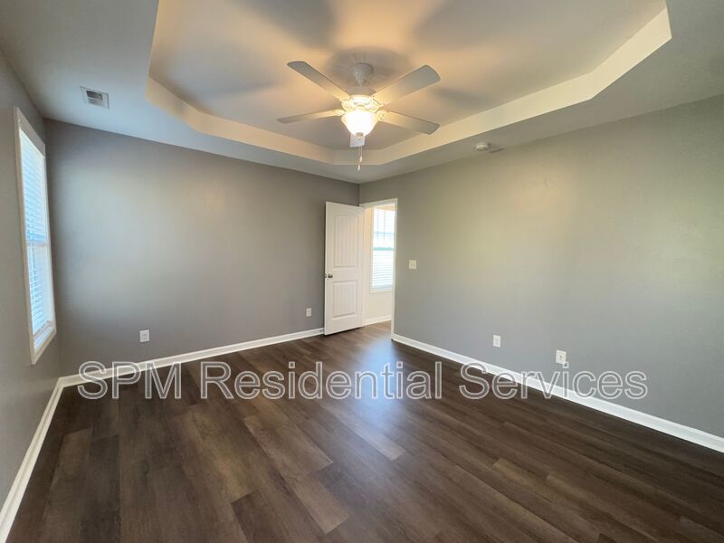 Beautiful two-story house, Easy access to I140, Near Phoenix Park property image