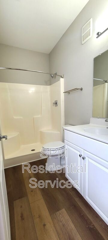 Near Historic Downtown, Charleston-style duplex property image