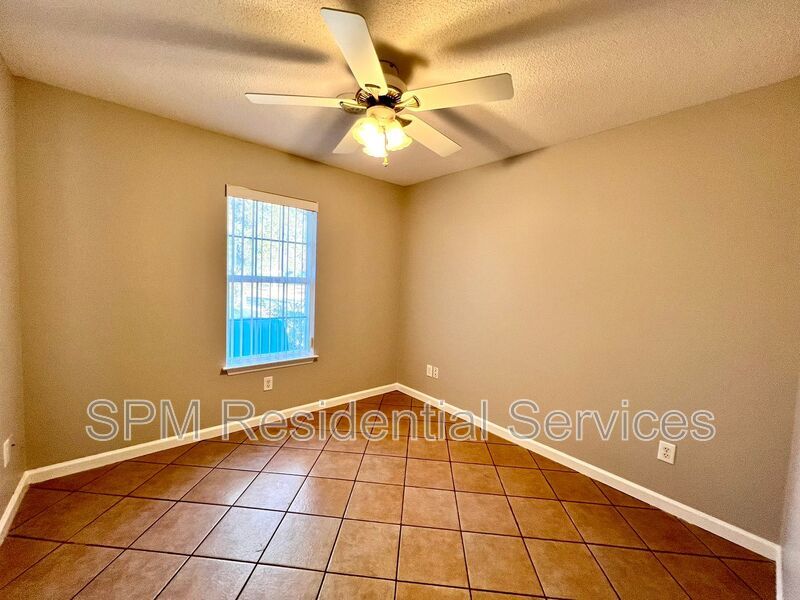 3 bedroom 2 bath home in Carriage Hills - Midtown Wilmington property image