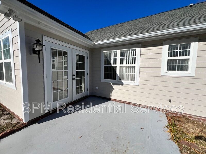 3 bedroom 2 bath home in Carriage Hills - Midtown Wilmington property image