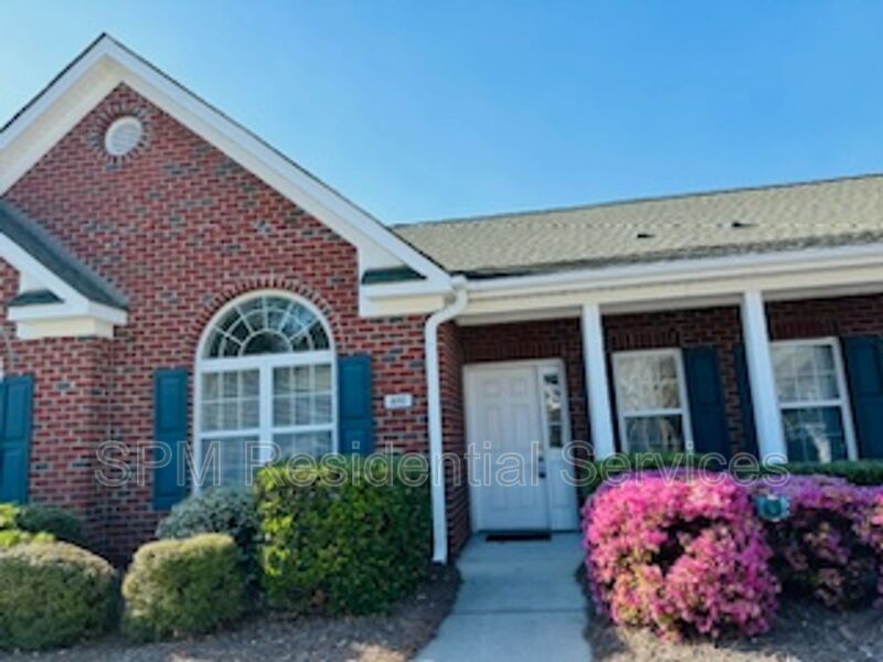 Water, sewer, trash, and lawn care are included! property image