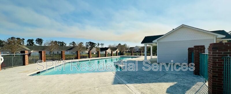Water, sewer, trash, and lawn care are included! property image