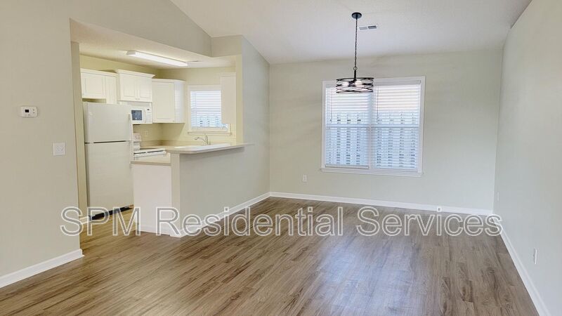 Spacious 3 Bedroom just minutes to Carolina/Kure Beaches and Downtown! property image