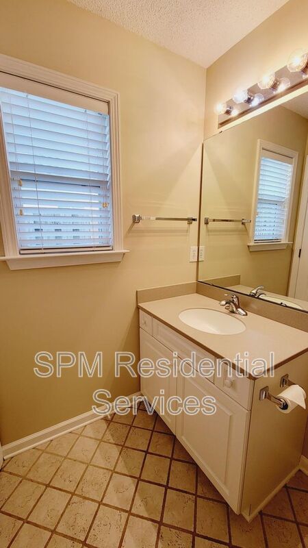Spacious 3 Bedroom just minutes to Carolina/Kure Beaches and Downtown! property image