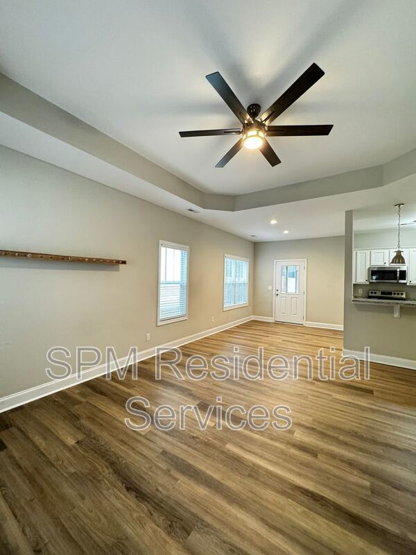 Three Bedroom with Bonus Room! property image