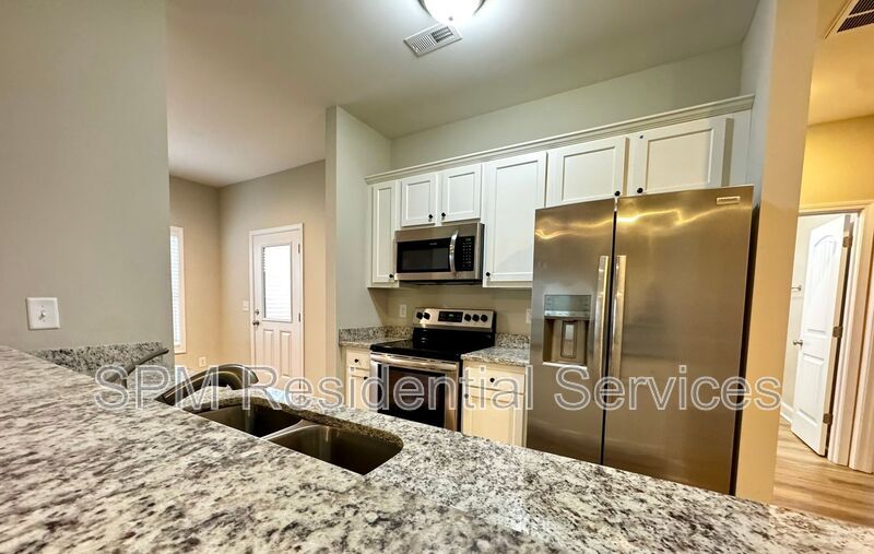 Three Bedroom with Bonus Room! property image
