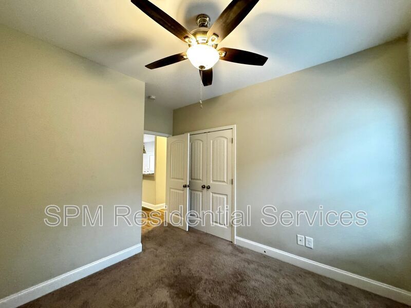 Three Bedroom with Bonus Room! property image