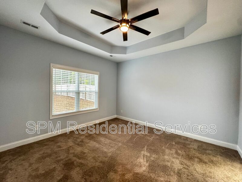 Three Bedroom with Bonus Room! property image