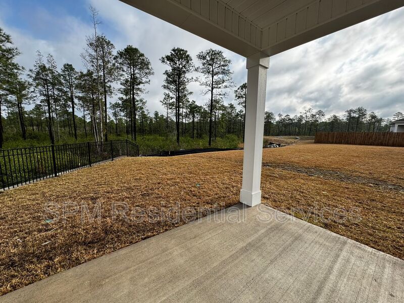 Spacious 4 Bedroom Home with great amenities! property image