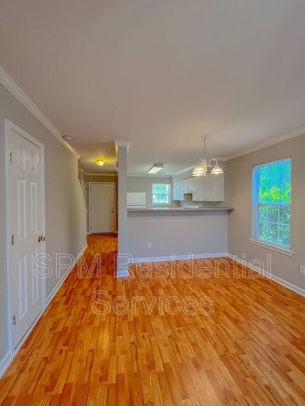 501 Shortfin Dr property image