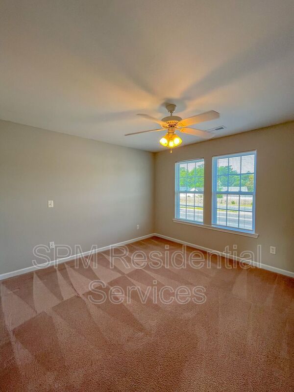 501 Shortfin Dr property image