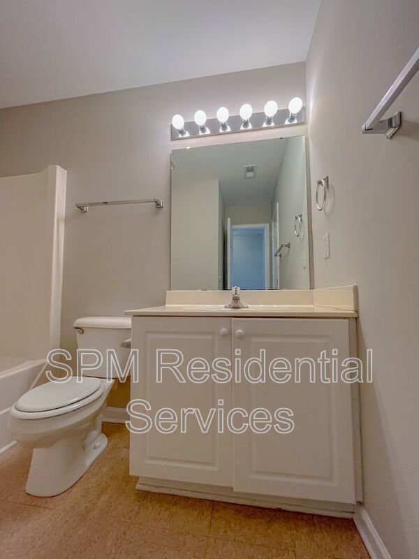 501 Shortfin Dr property image
