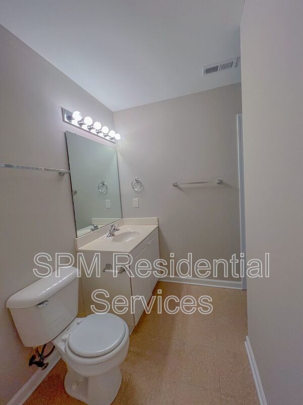 501 Shortfin Dr property image