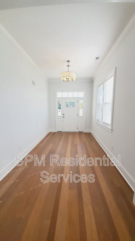 4 Bedroom Home in Summerhouse on Everett Bay property image