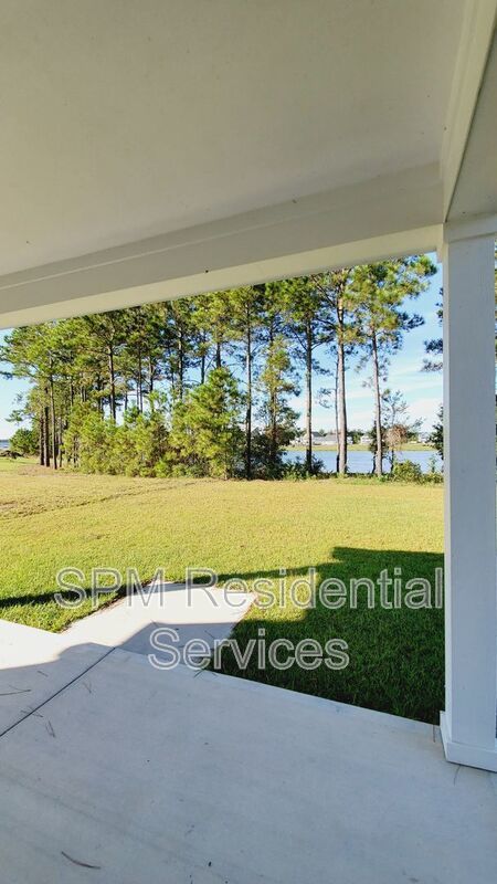 4 Bedroom Home in Summerhouse on Everett Bay property image