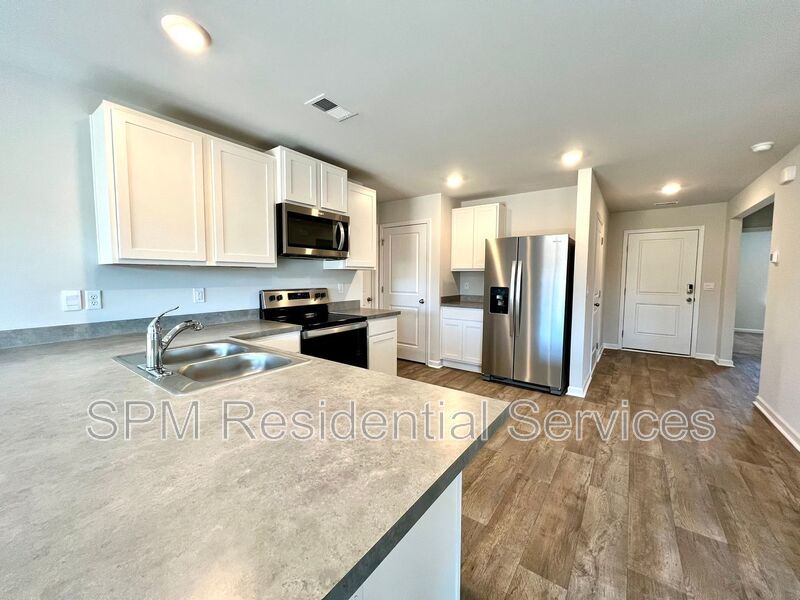 Open Concept Floorplan, Great Amenities! property image