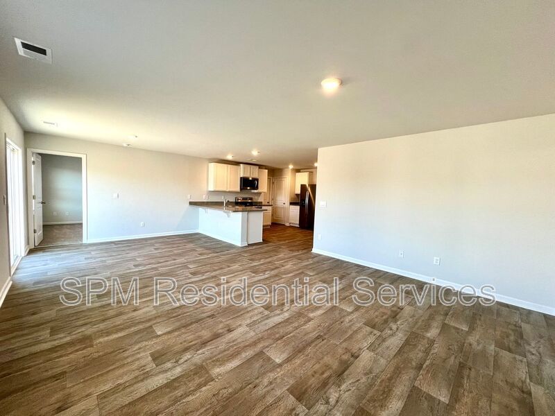 Open Concept Floorplan, Great Amenities! property image