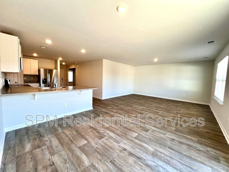 Open Concept Floorplan, Great Amenities! property image