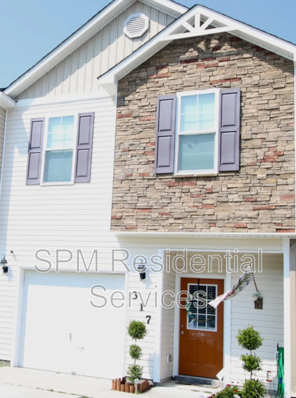 3 Bedroom/ 21/2 Bathrooms close to Topsoil Beach, Jacksonville and Wilmington property image