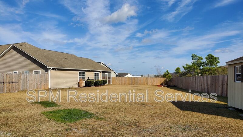 4 Bedroom in Beautiful neighborhood in Courtney Pines property image
