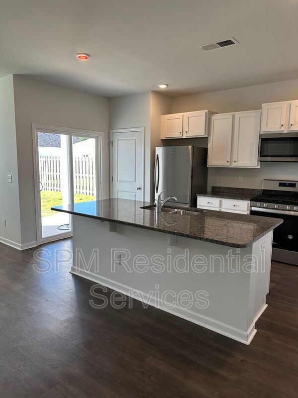 3 Bedroom in Quiet neighborhood in Porter's Walk property image