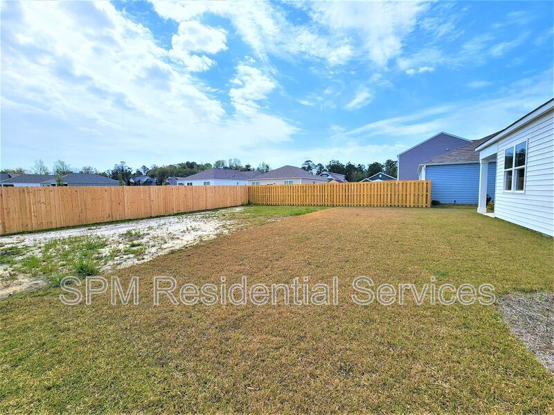 3 Bedroom in Quiet neighborhood in Porter's Walk property image