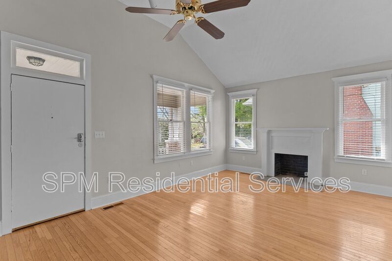 Beautiful Historic Bungalow! property image