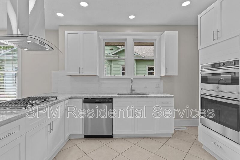 Beautiful Historic Bungalow! property image