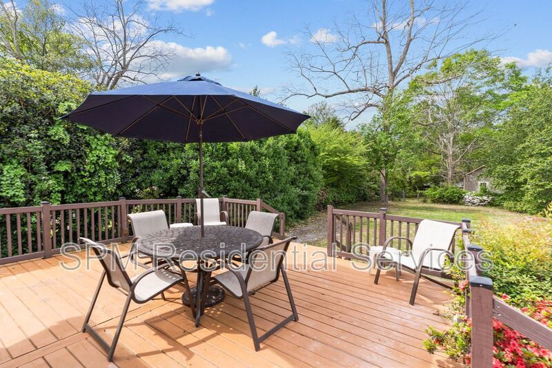 Beautiful Historic Bungalow! property image