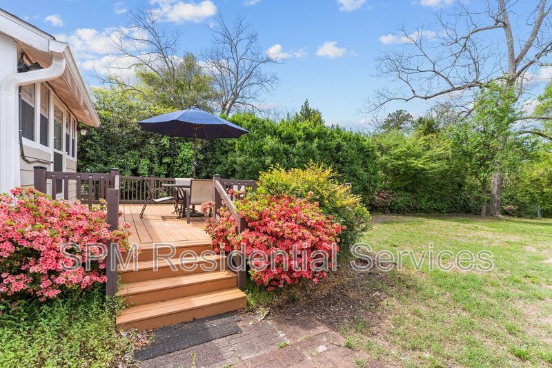 Beautiful Historic Bungalow! property image