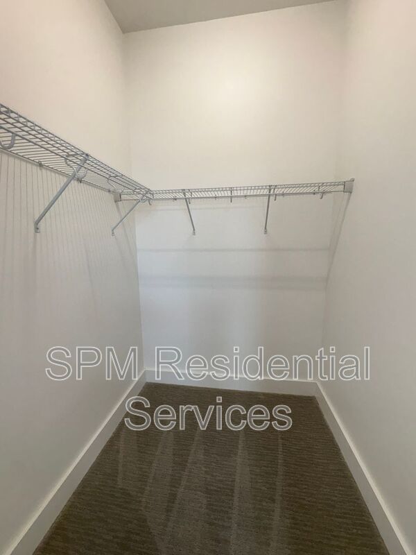 Riverlights, Elevator, Pool/Gym property image