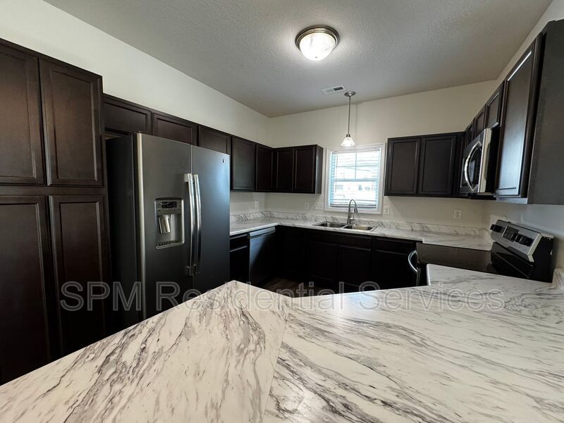 3 Bedroom Townhome in Holly Ridge, close to Beaches, Wilmington and Jacksonville property image
