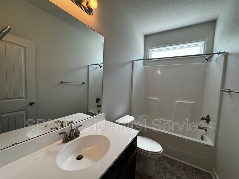 3 Bedroom Townhome in Holly Ridge, close to Beaches, Wilmington and Jacksonville property image