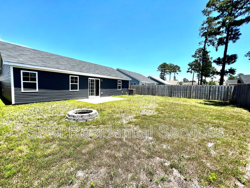 Community Pool, Playground, Grilling Area, Fenced in backyard. property image