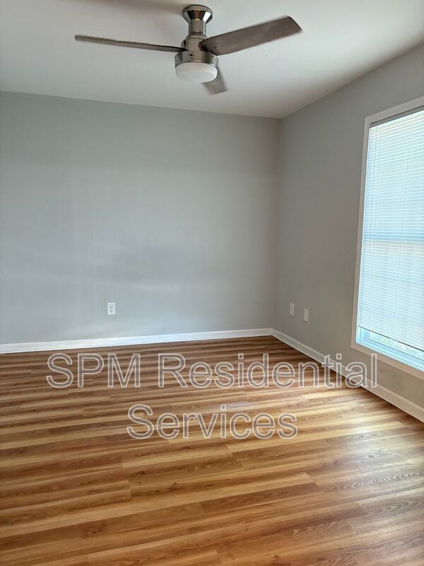 3rd Floor Apartment for Rent, Downtown Wilmington property image