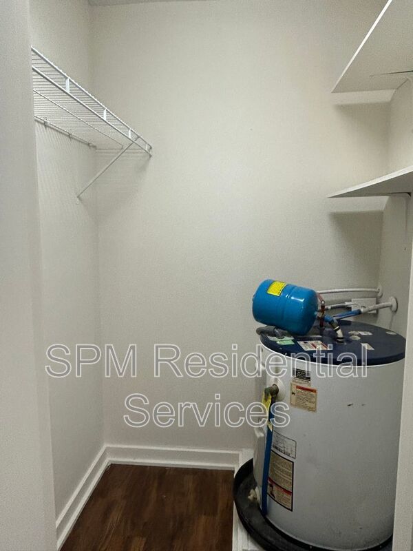 2nd Floor Downtown Wilmington,Close to CFCC property image