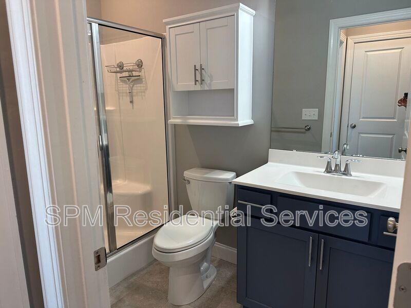 4 Bedroom 2 Story Beautiful Home with Community Pool property image