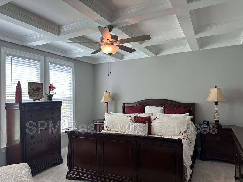 4 Bedroom 2 Story Beautiful Home with Community Pool property image