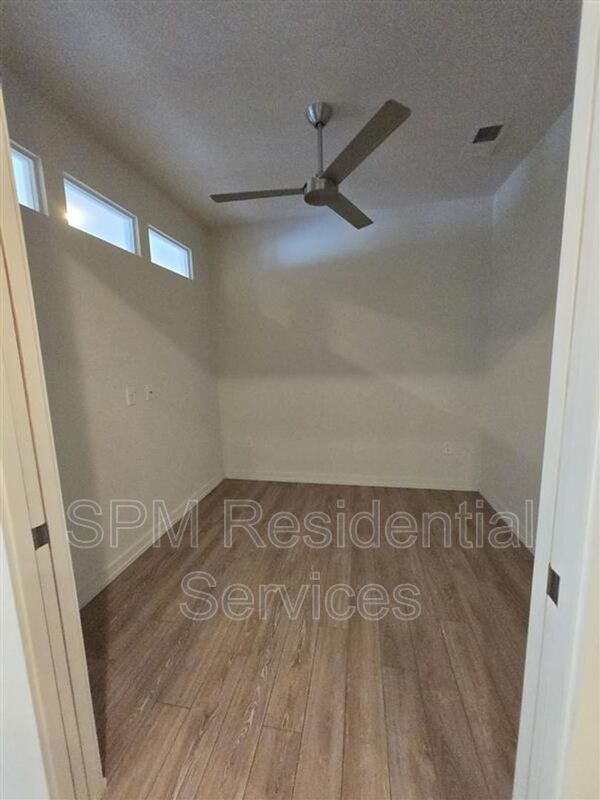 3rd Floor, Downtown, Close to Riverwalk, CFCC property image