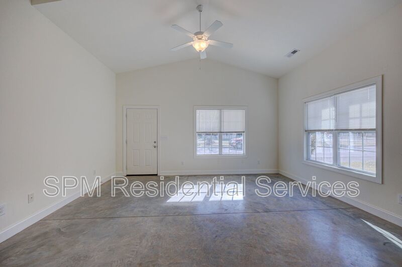 Cottages at Broadbill — (1 Bed 1 Bath Patio Home. *Dog park *Water/Sewer, Trash included) property image