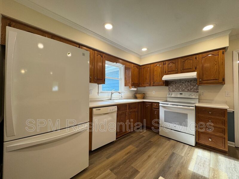 Bayshore Estates - Large Back Deck, Lawncare Included, Community Boat Ramp property image
