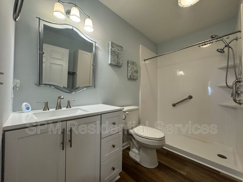 Bayshore Estates - Large Back Deck, Lawncare Included, Community Boat Ramp property image