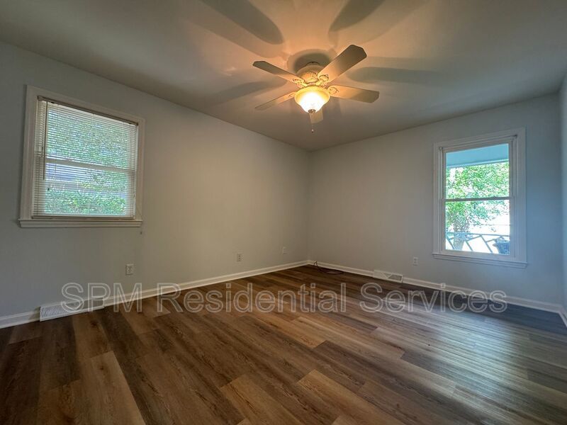 Bayshore Estates - Large Back Deck, Lawncare Included, Community Boat Ramp property image