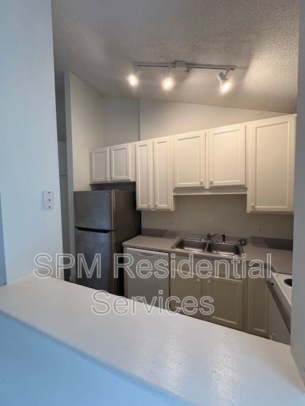 Mayfair at Hawthorne Apartments property image