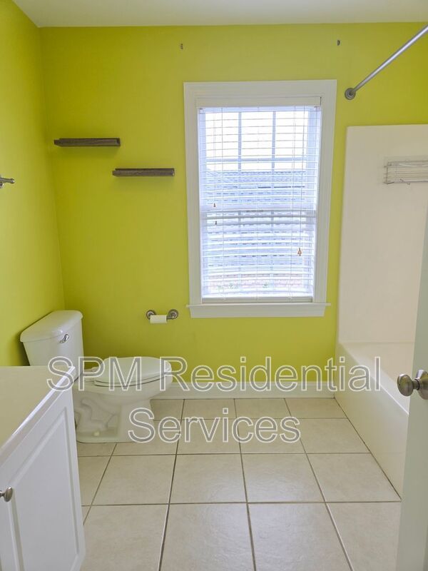 WATERFORD- LARGE FENCED IN BACKYARD, ACCESS TO ALL WATERFORD AMENITIES property image