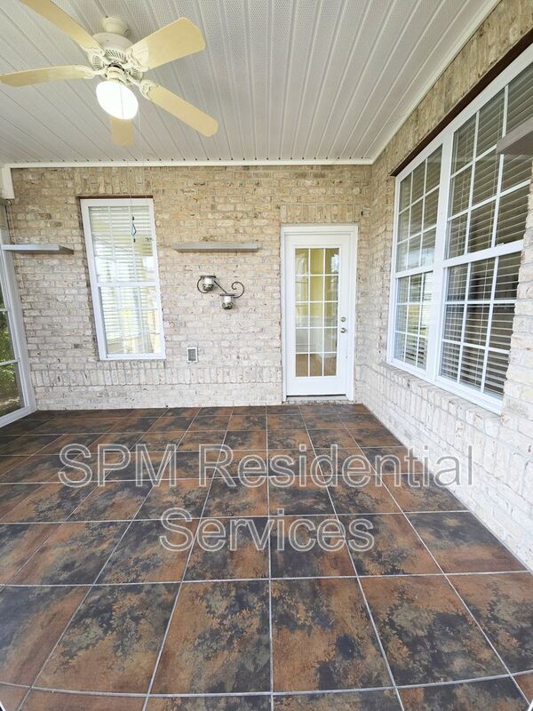 WATERFORD- LARGE FENCED IN BACKYARD, ACCESS TO ALL WATERFORD AMENITIES property image