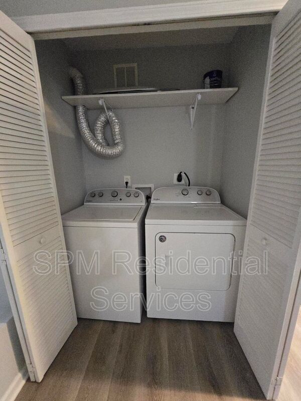 1st Floor, Downtown, Walking Distance to Riverwalk property image